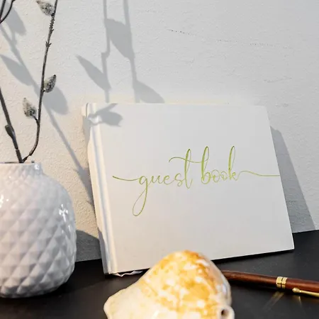 Modern And Stylish In Apartament