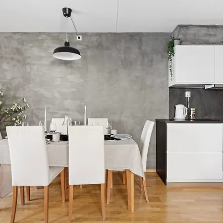 Apartament Modern And Stylish In *