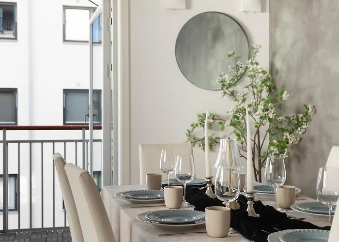 Modern And Stylish In דירה